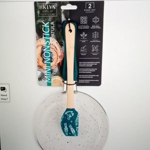 Mini Nonstick frying Pan and Spatula